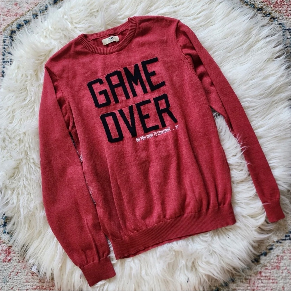 Max Studio - Video Game Themed‎ Sweater